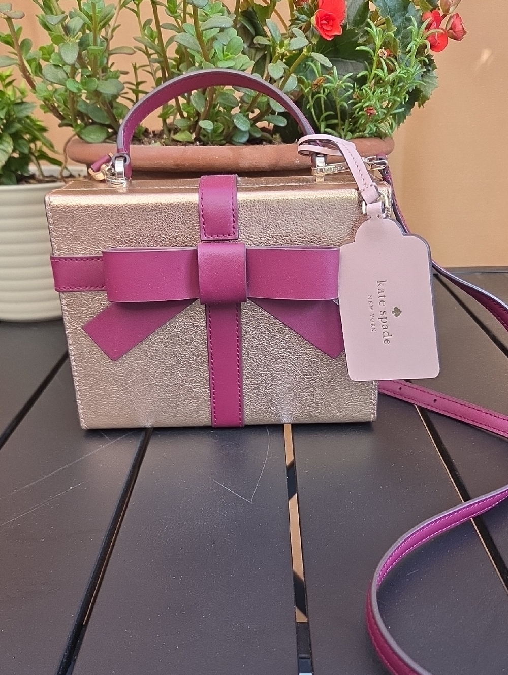 Kate Spade Wrapping Party Gift Box  Crossbody Purse NWOT